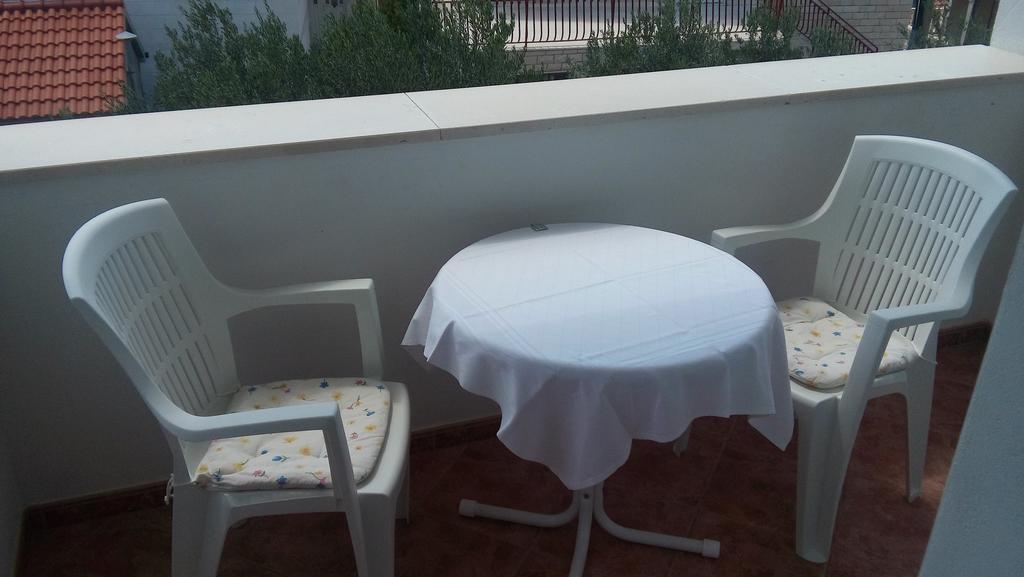 Apartments Erceg Omis Luaran gambar
