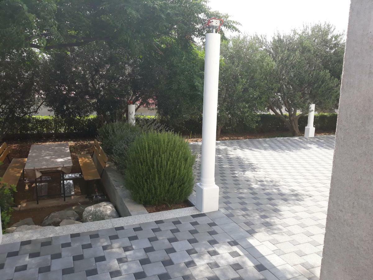 Apartments Erceg Omis Luaran gambar