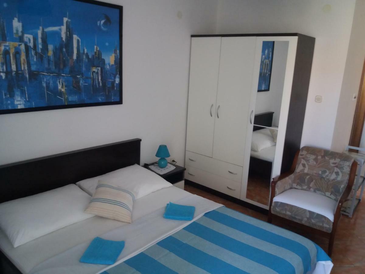 Apartments Erceg Omis Luaran gambar