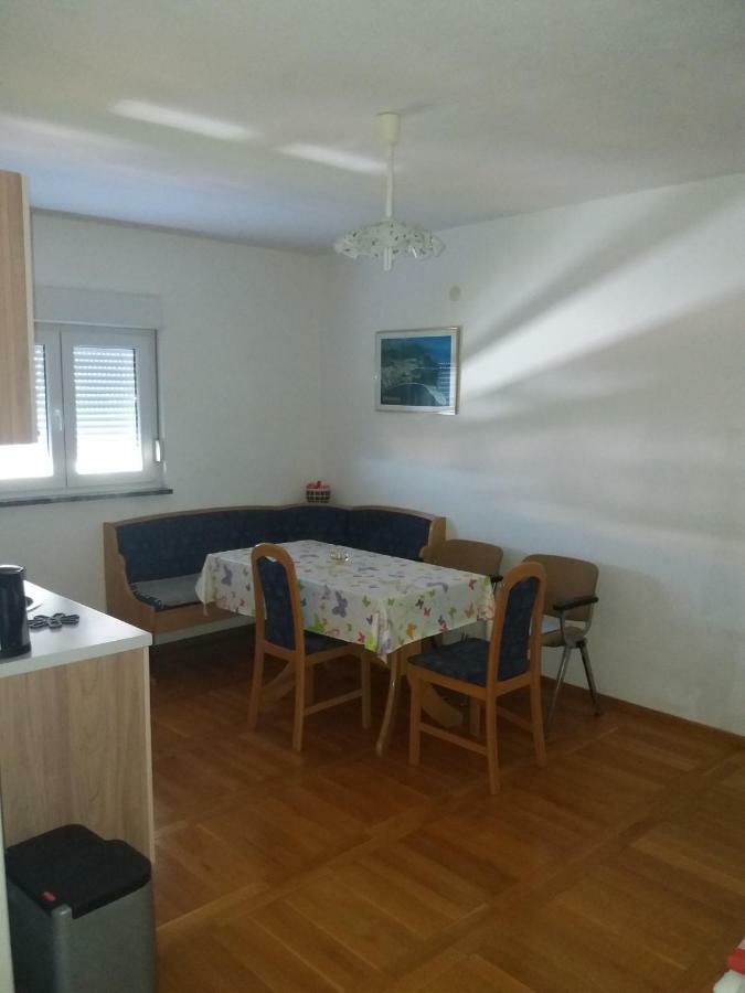 Apartments Erceg Omis Luaran gambar