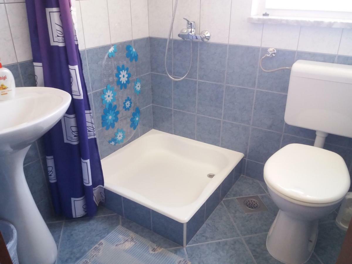 Apartments Erceg Omis Luaran gambar